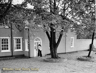 Val Bott & Grange Museum 1975